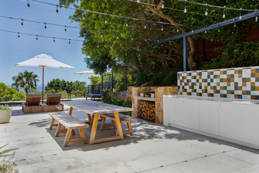 To Let 4 Bedroom Property for Rent in Bakoven Western Cape